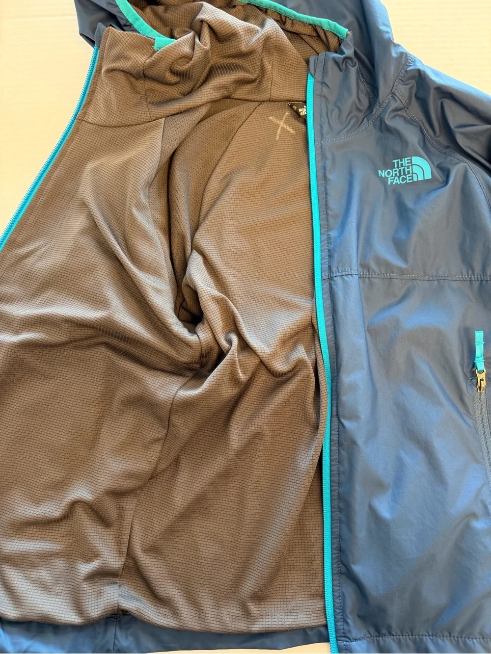 North Face Windbreaker Light Weight Jacket 10/12